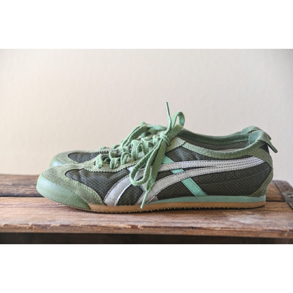 Onitsuka Tiger by Asics Shoes - Ontisuka Tiger Suede Mexico 66 Sneakers